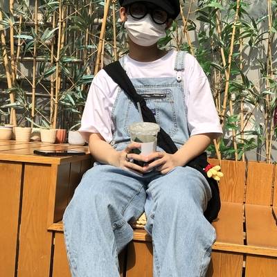 黑白模特