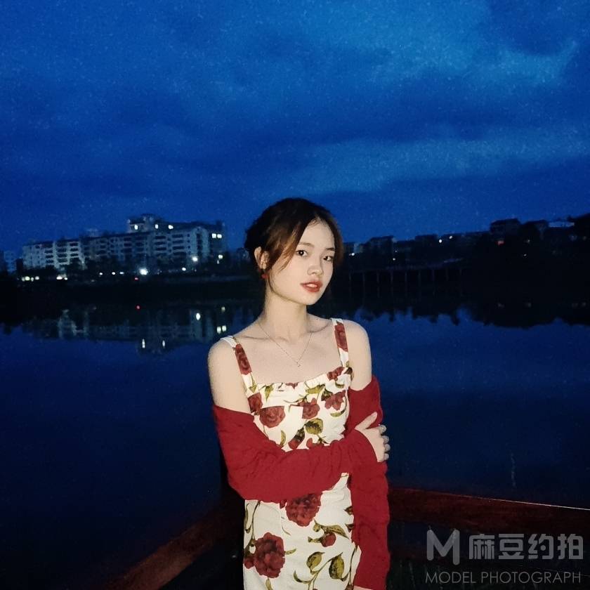 纪实模特
