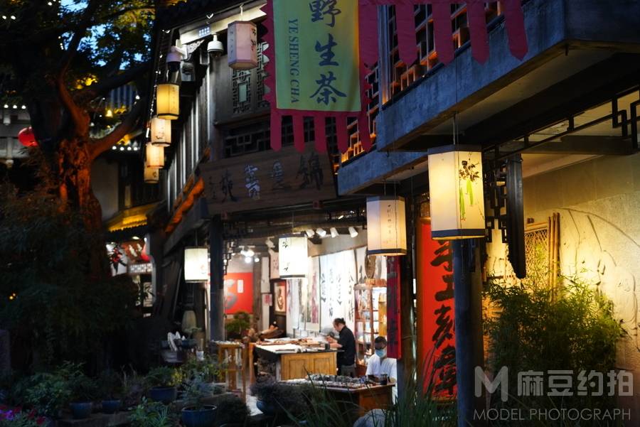 夜景模特