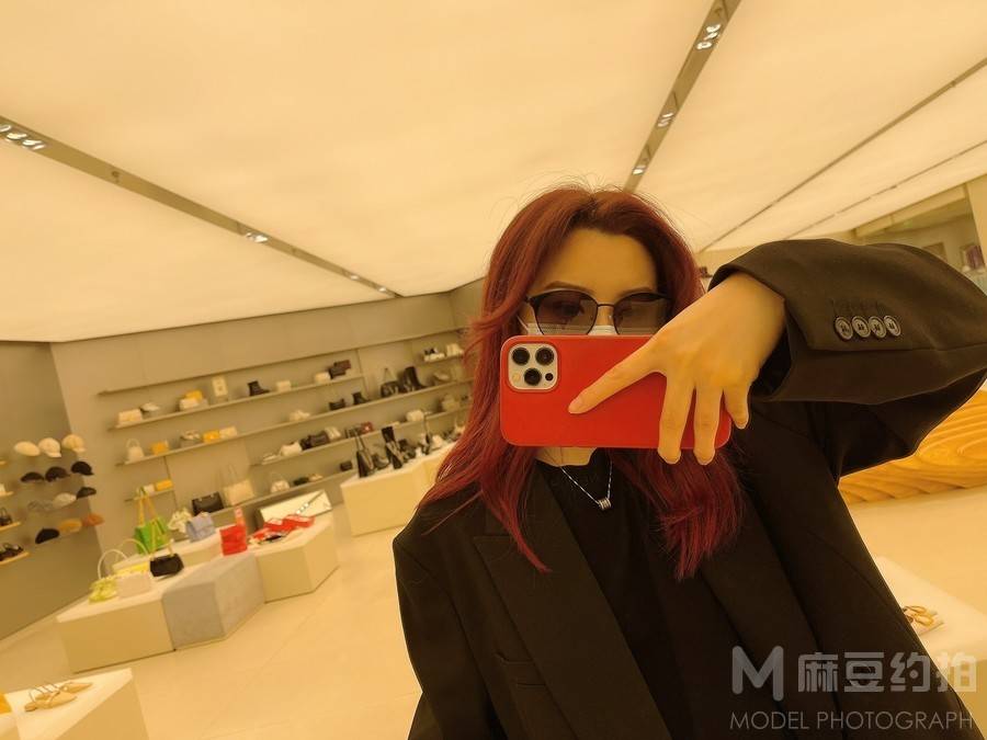 暗黑模特