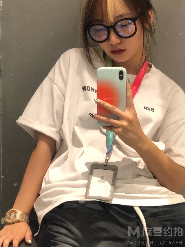 校园模特