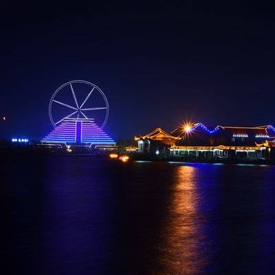 夜景模特