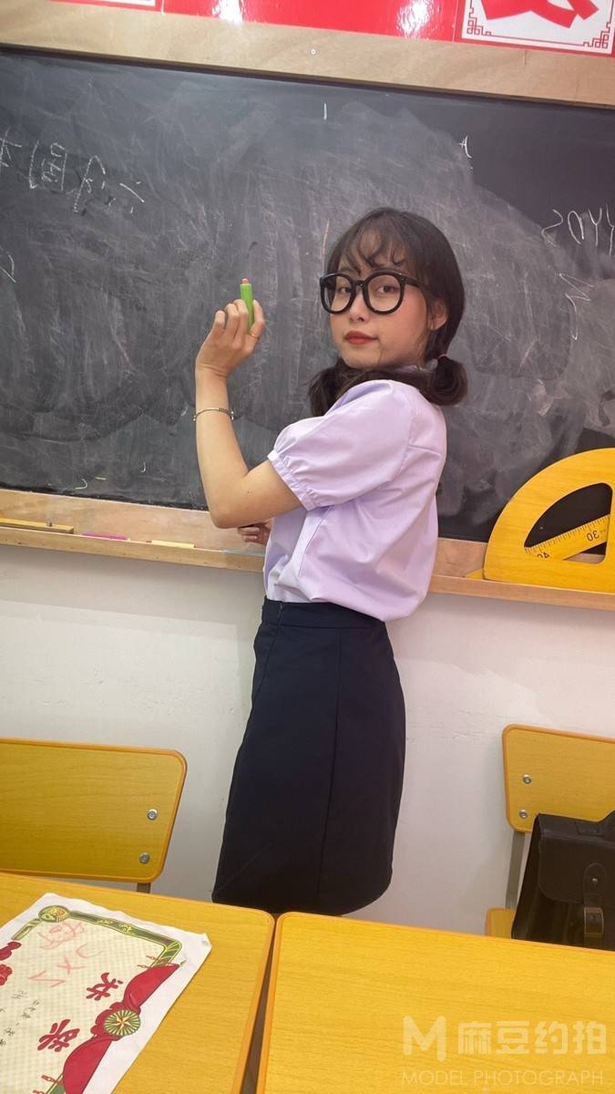 校园模特