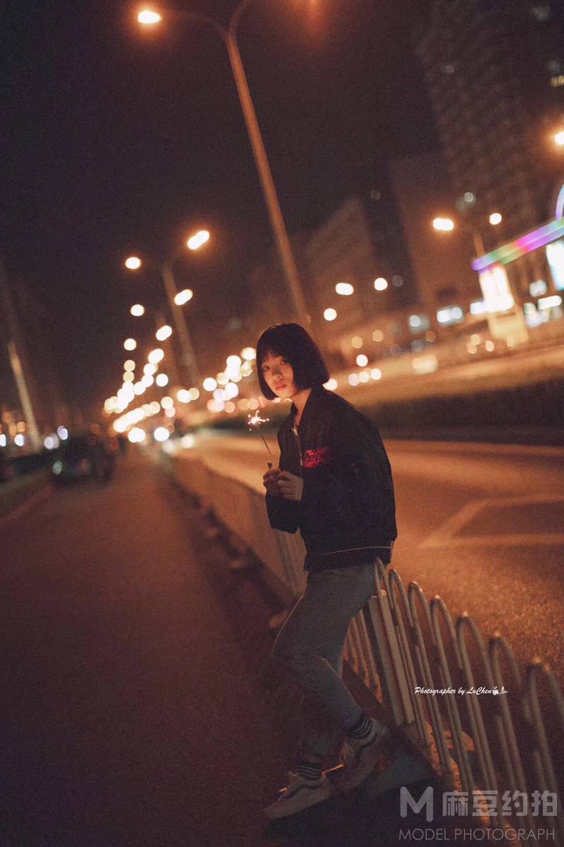 夜景模特