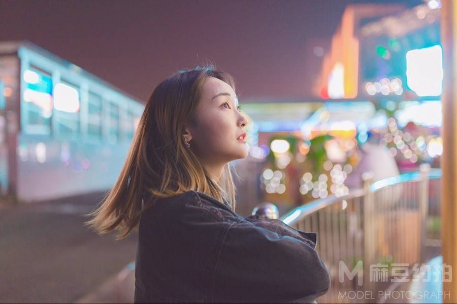 夜景模特
