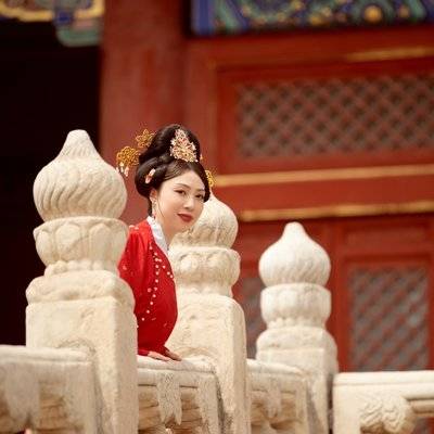 汉服模特