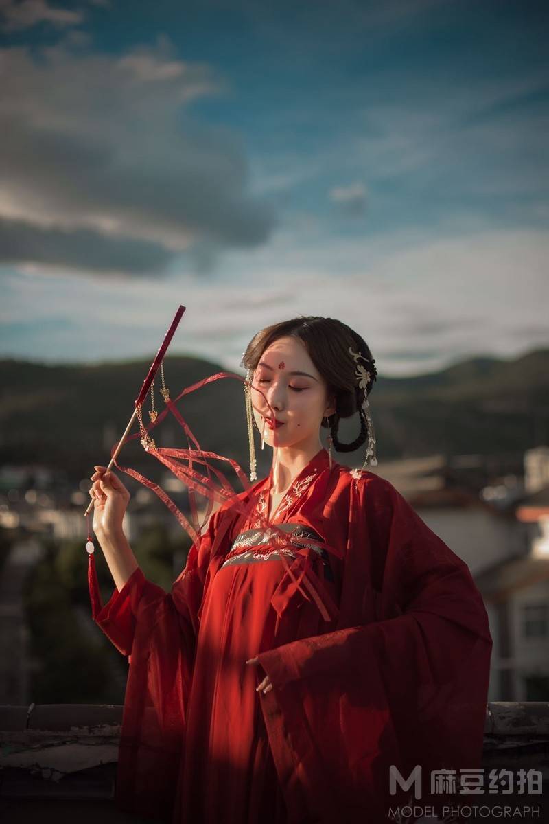 汉服模特