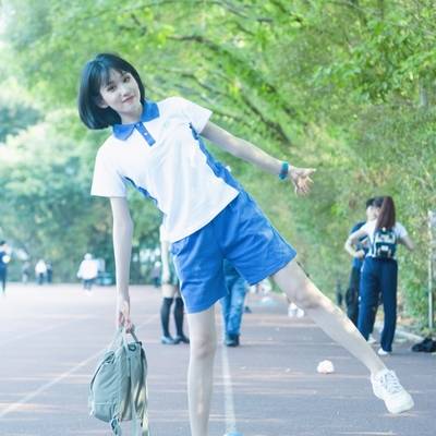 校园模特