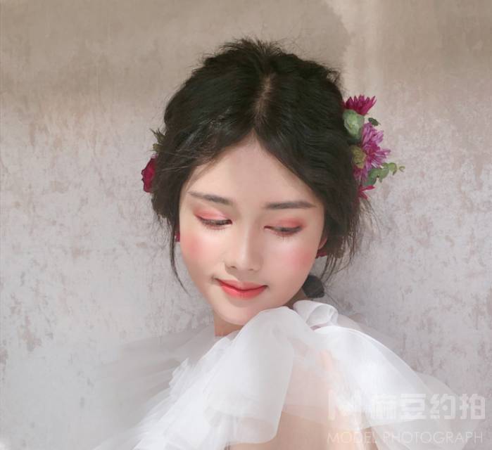 校园模特