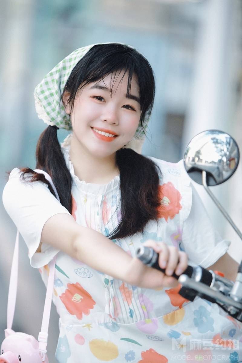 胶片模特