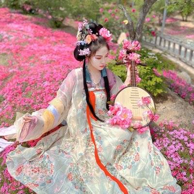 汉服模特