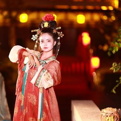 汉服模特