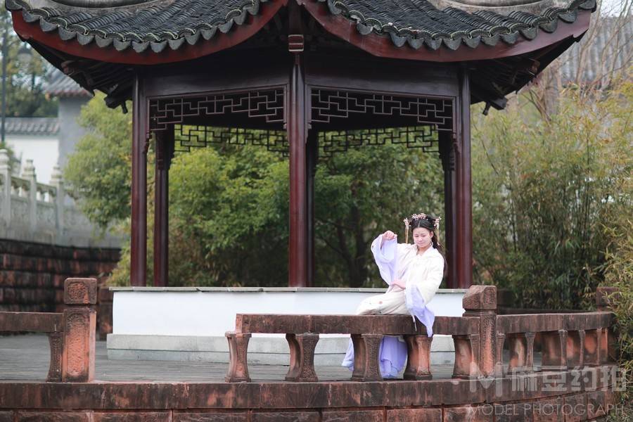 民国模特