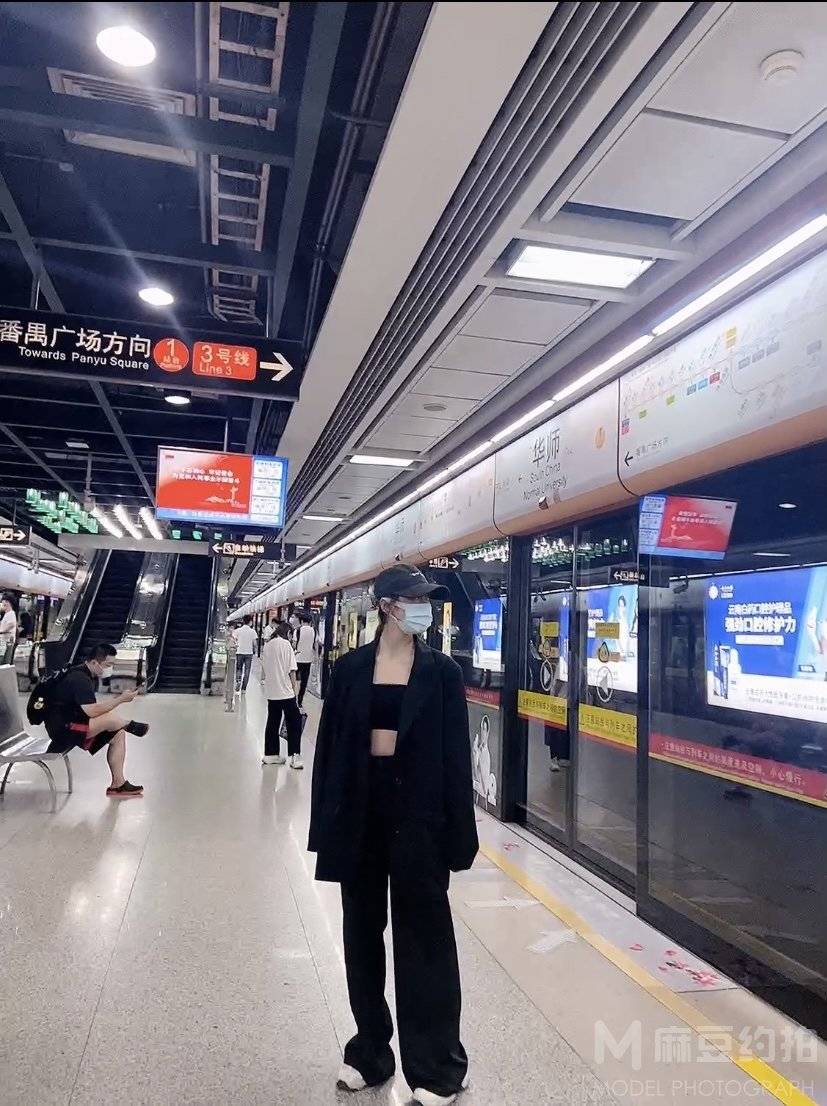 商务模特