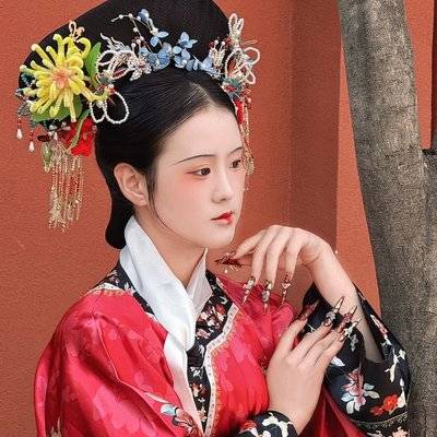 汉服模特