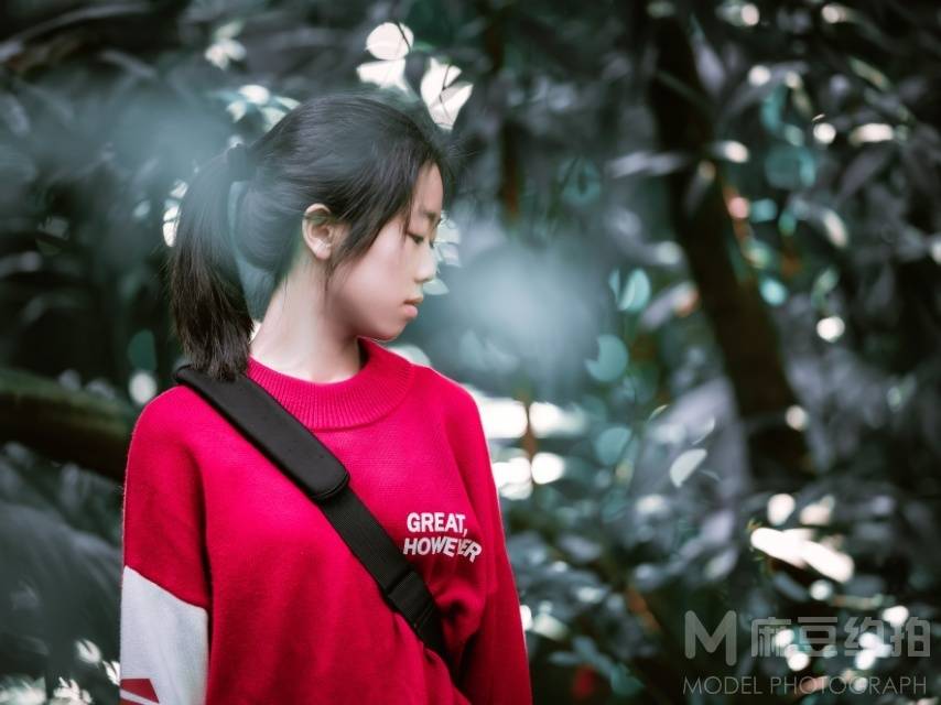 情绪模特