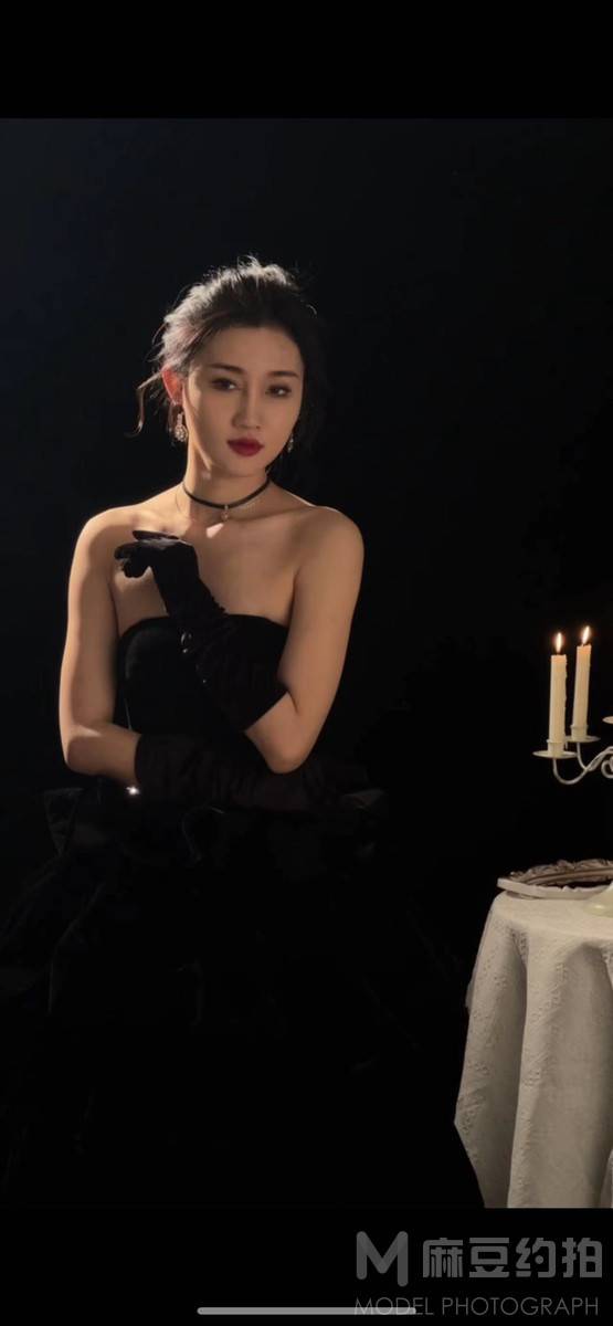 暗黑模特