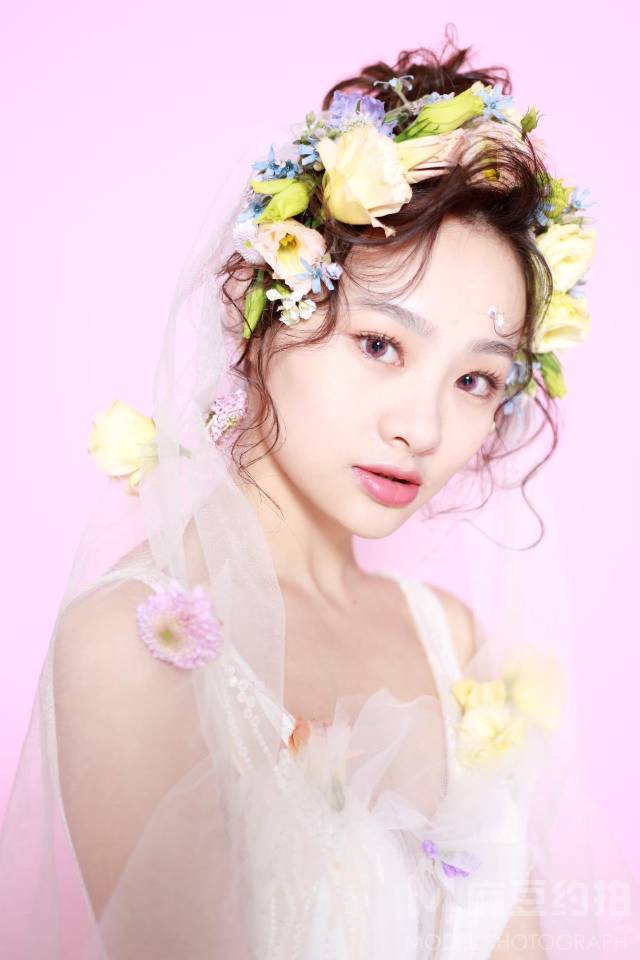 妆容模特