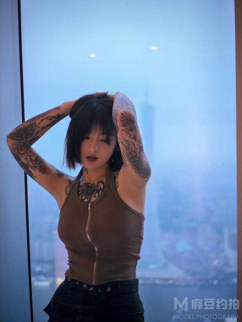 暗黑模特