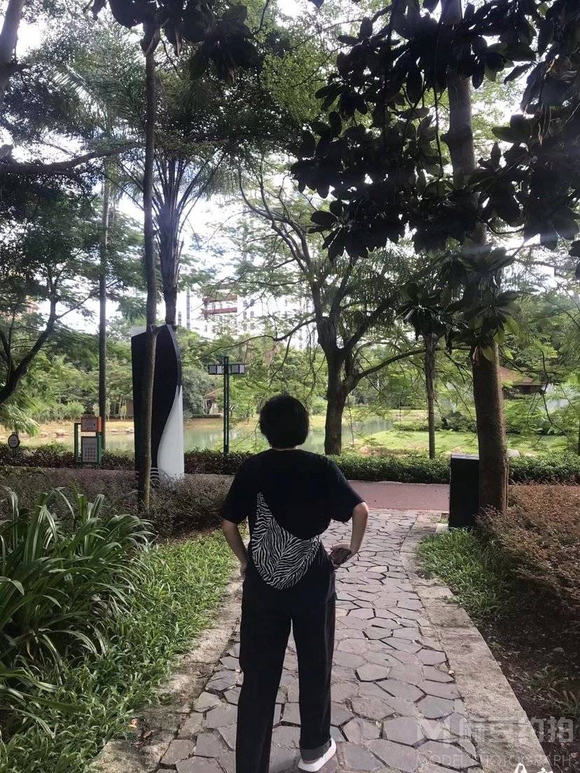 校园模特