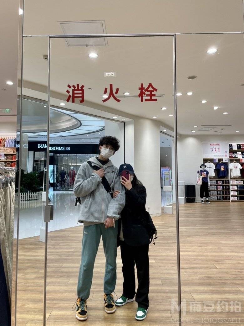 情侣模特