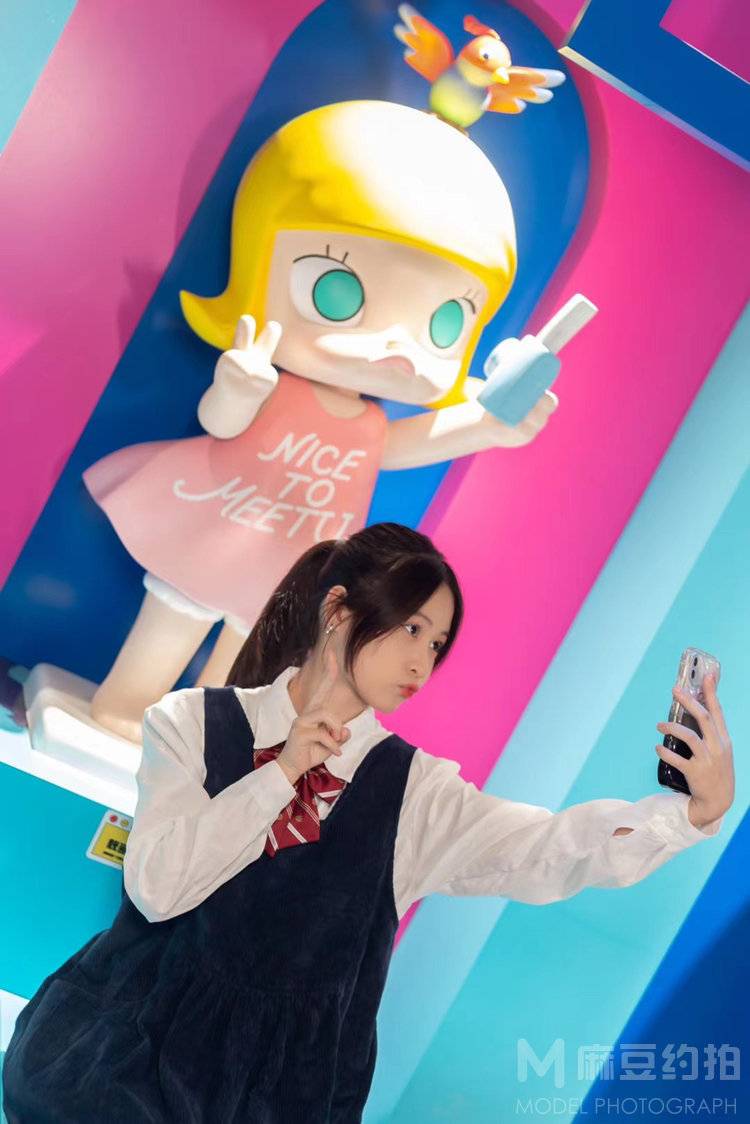 清新模特
