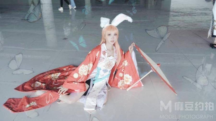 妆容模特