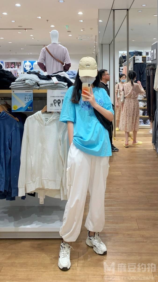 清新模特