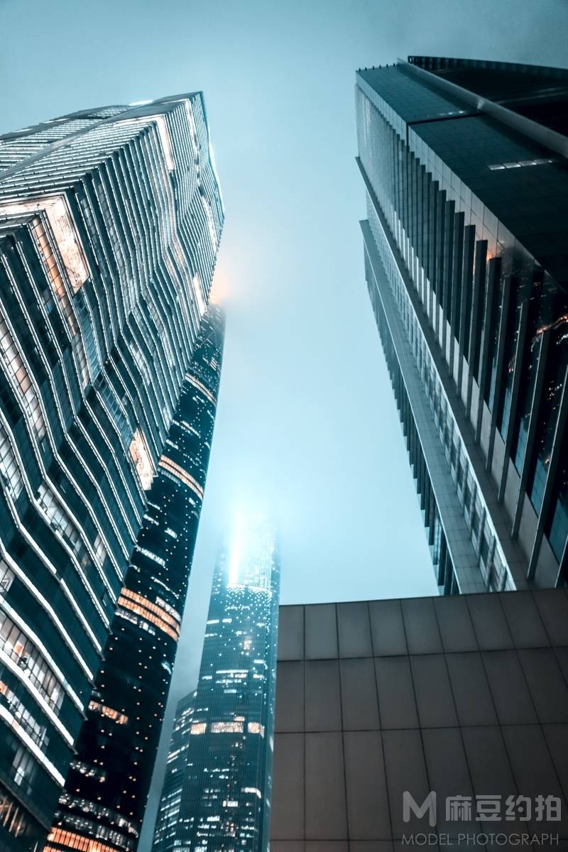 夜景模特