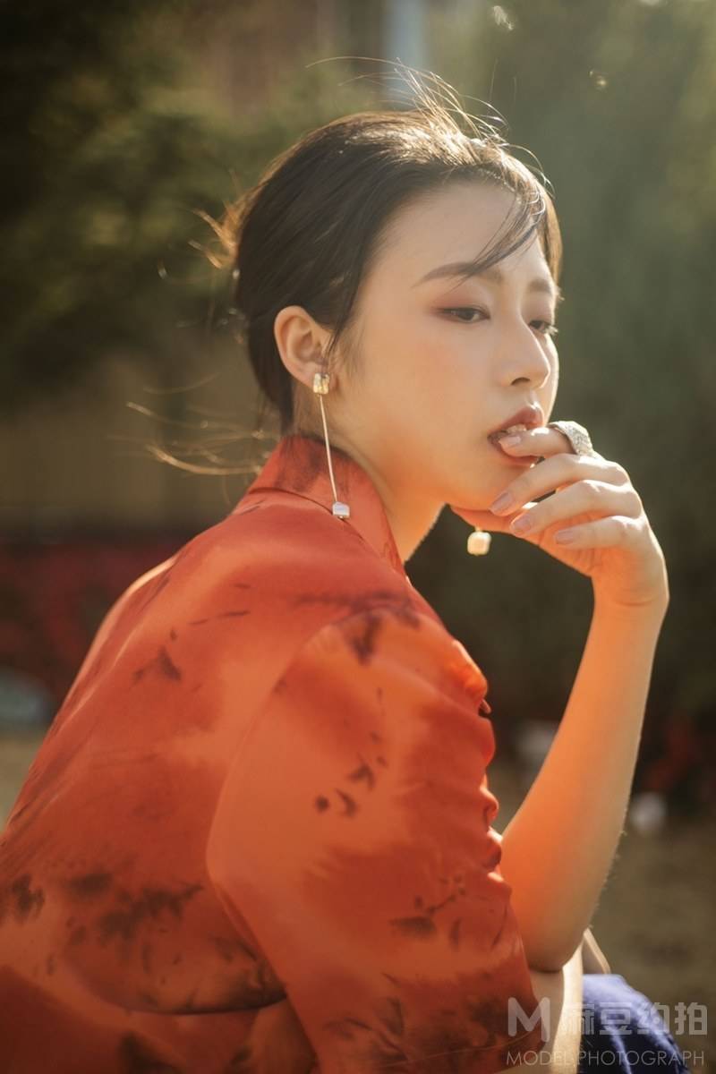妆容模特