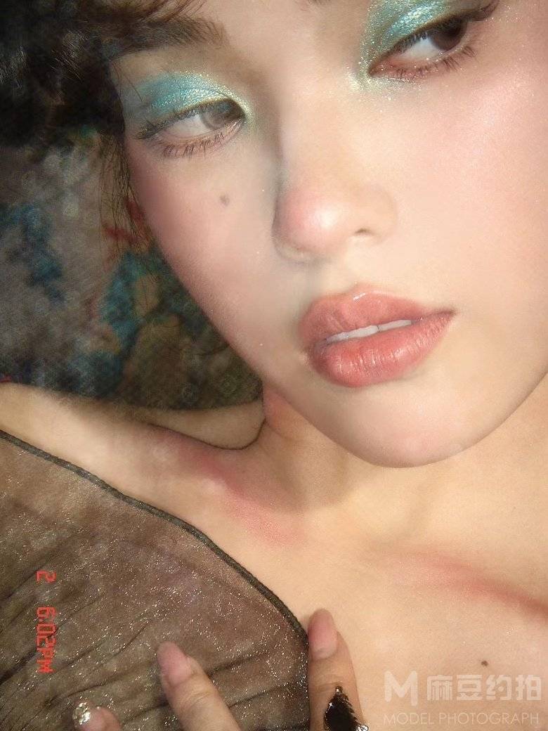妆容模特