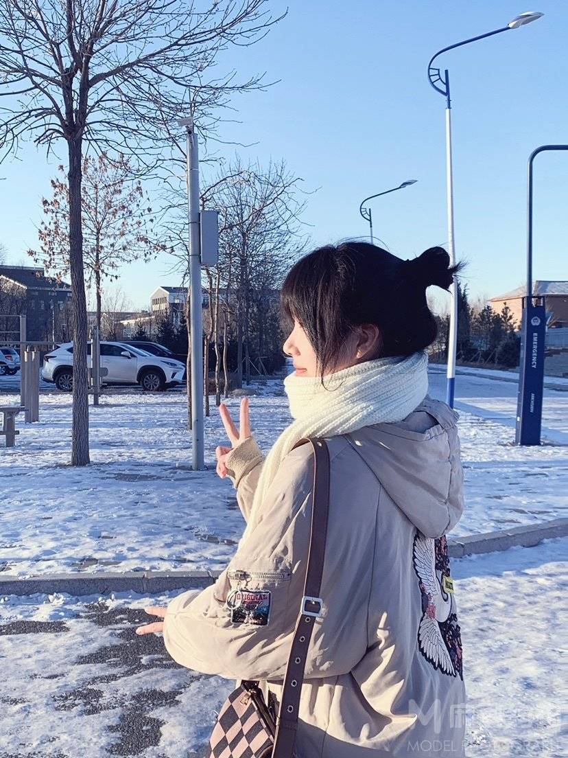 校园模特