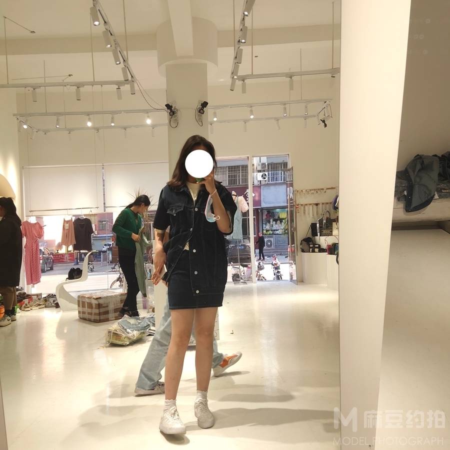 清新模特