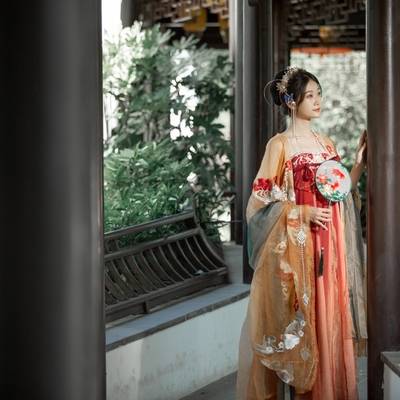 汉服模特