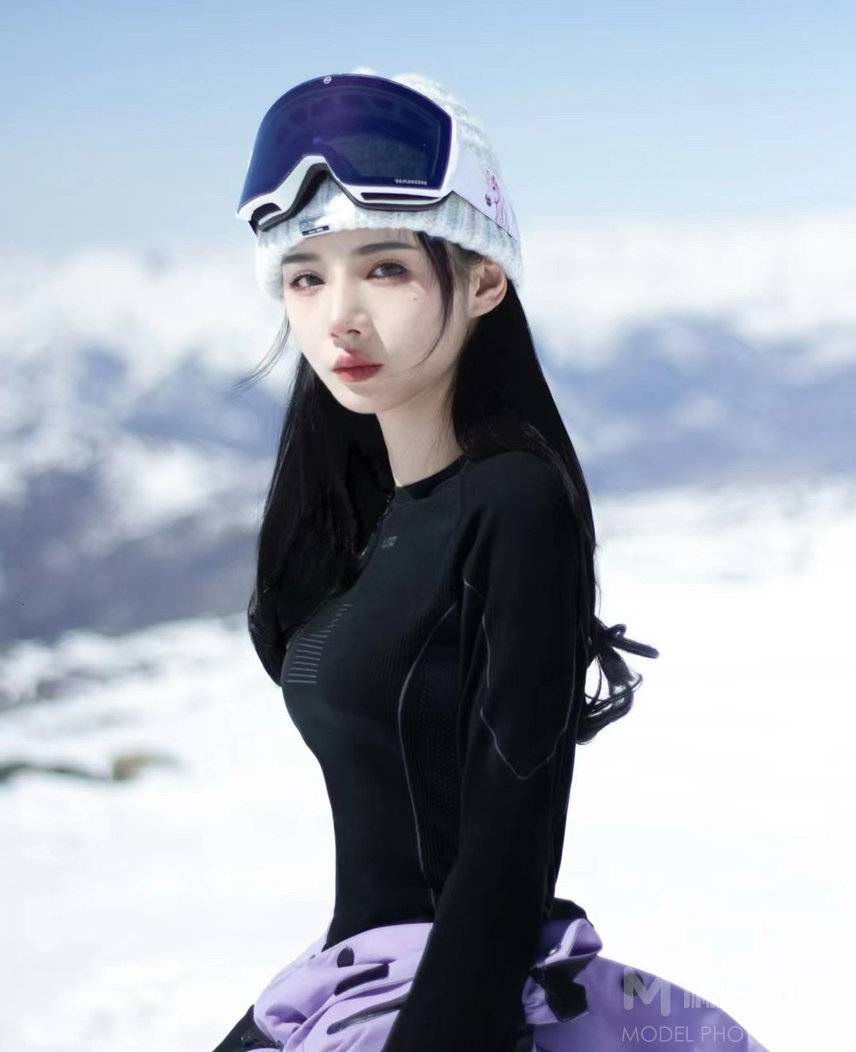 黑白模特