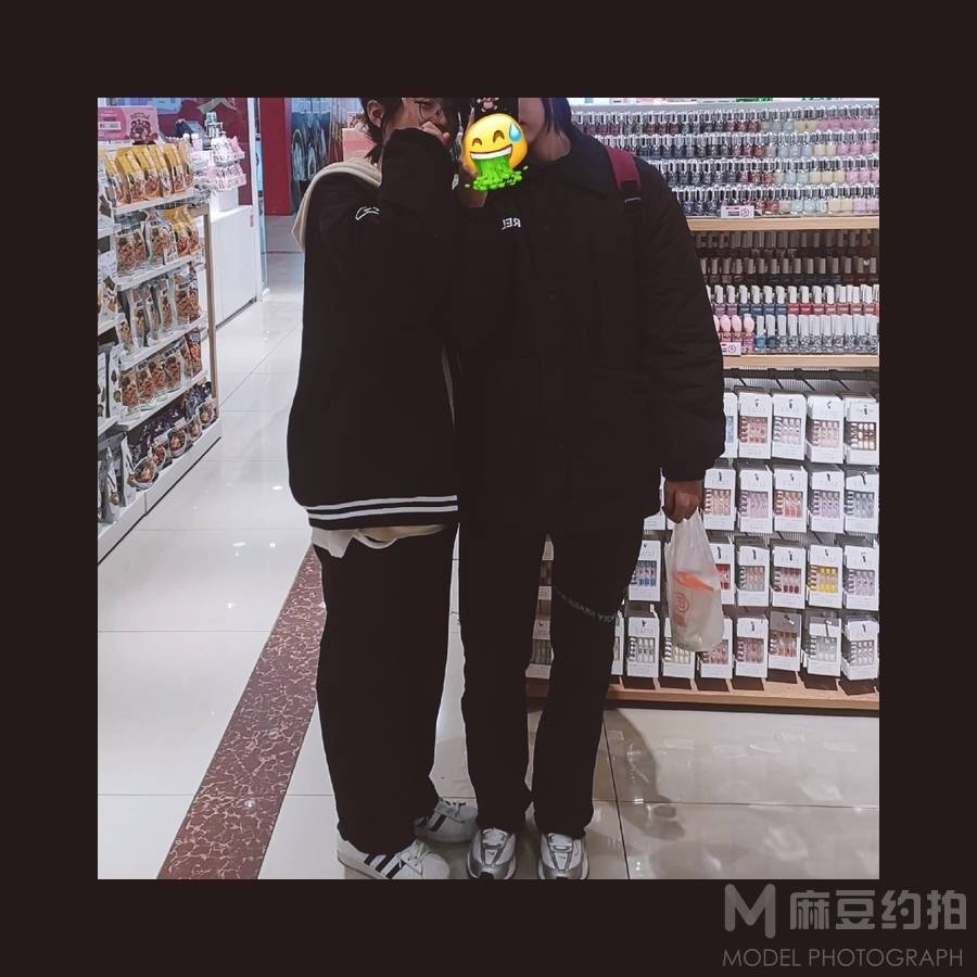 胶片模特