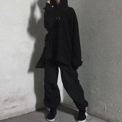 黑白模特