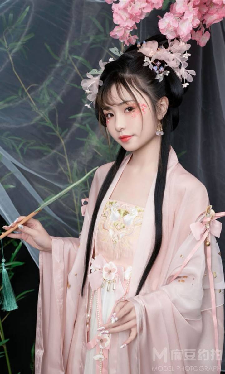 孕照模特