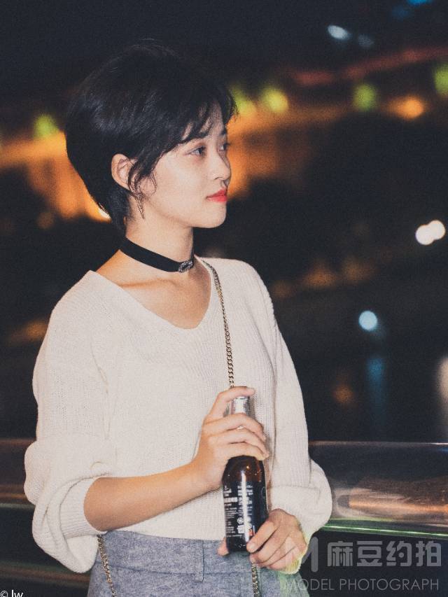 夜景模特