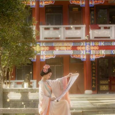 汉服模特