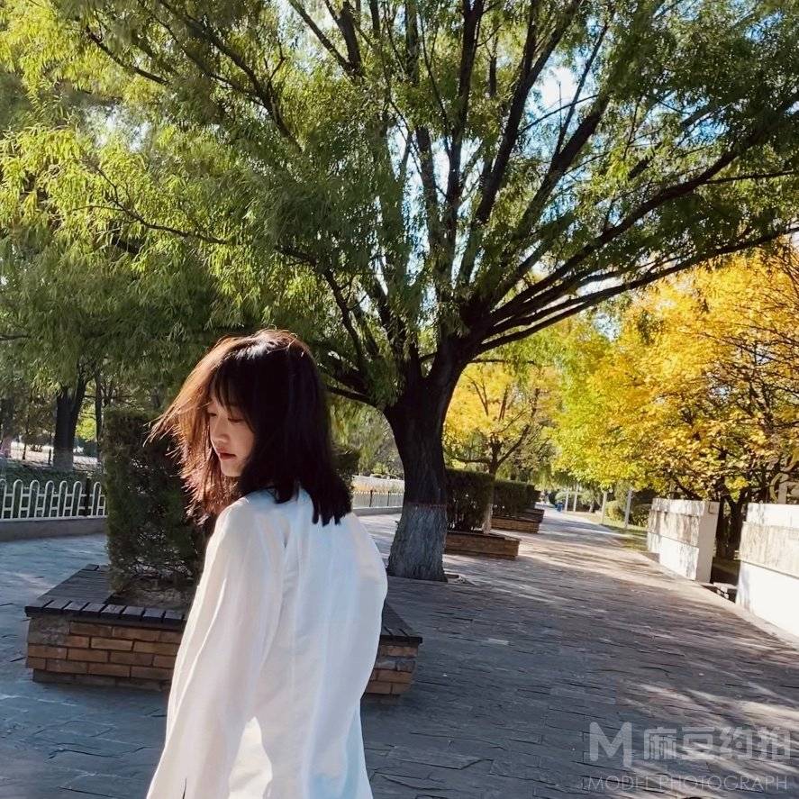 纪实模特