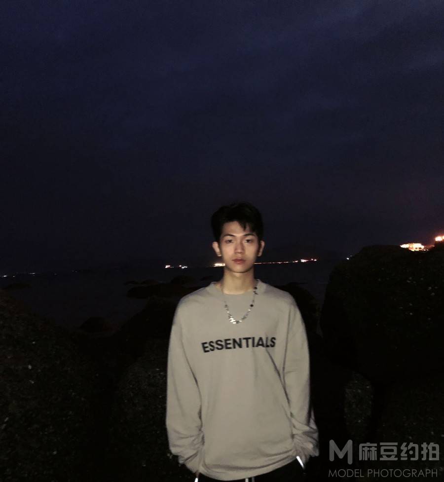 宝丽来模特