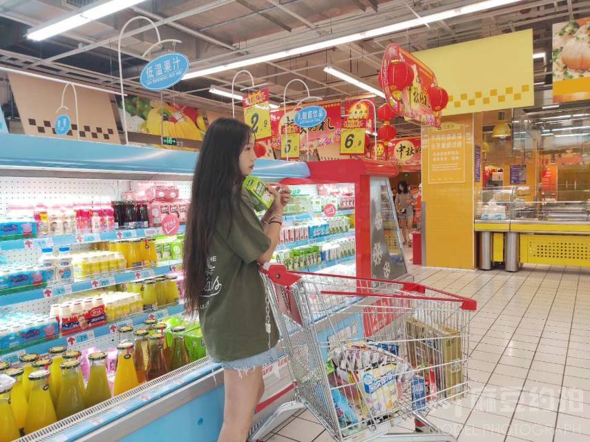校园模特