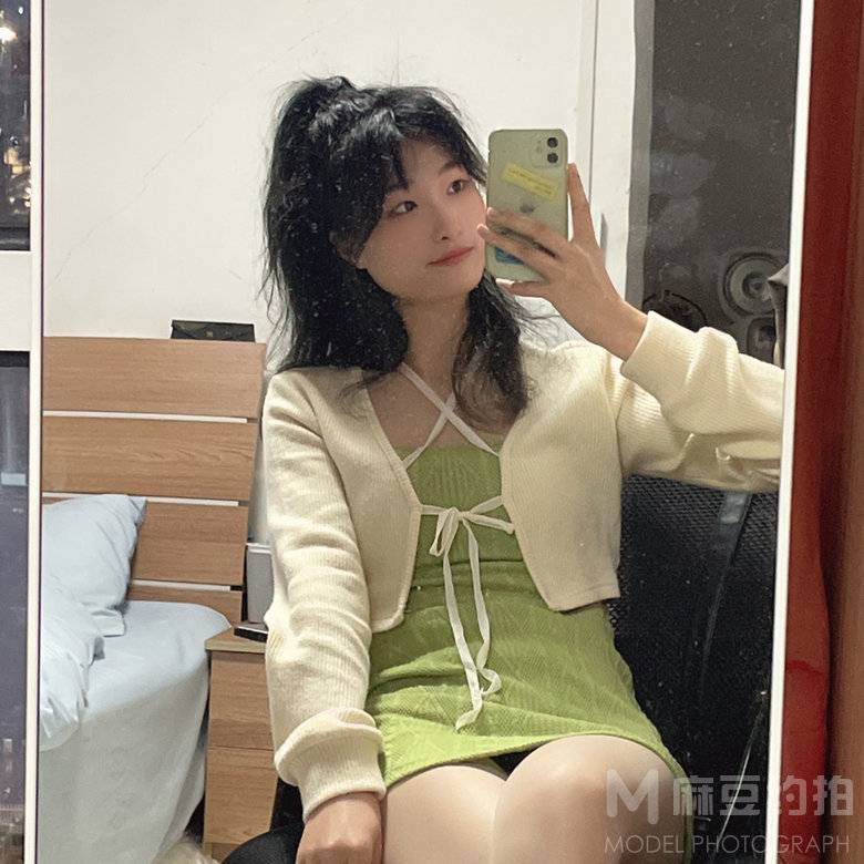 黑白模特