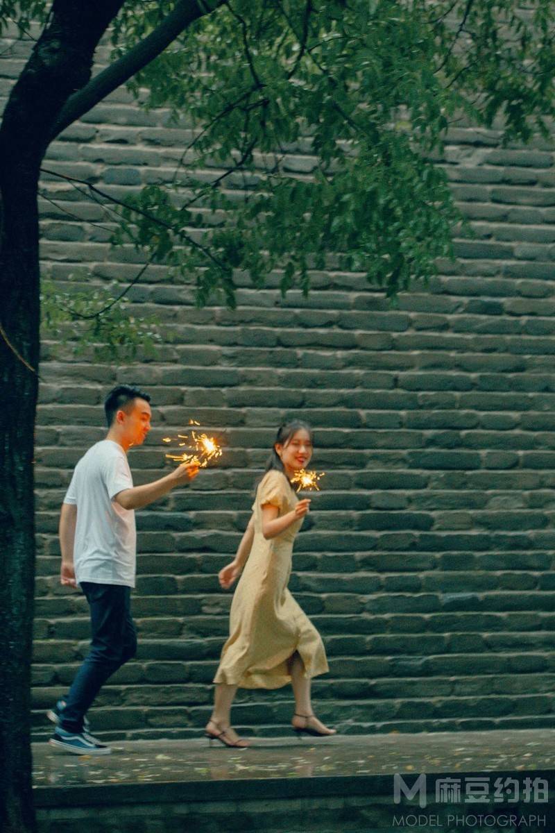 情侣模特