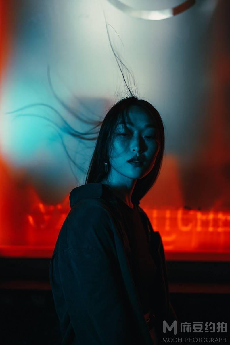夜景模特