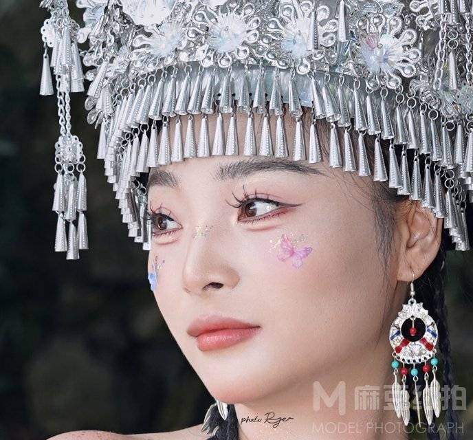 妆容模特