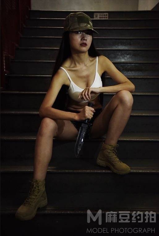 暗黑模特