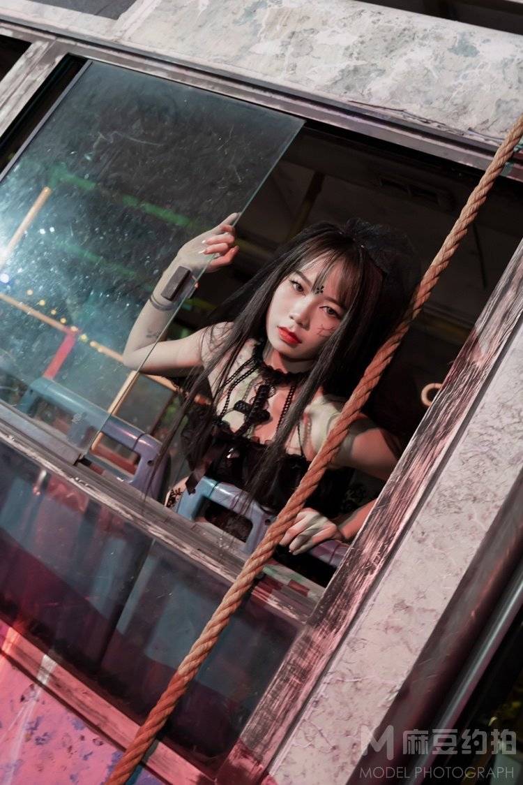 暗黑模特