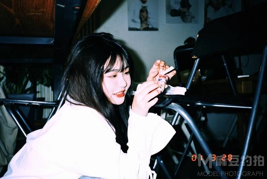 少女模特